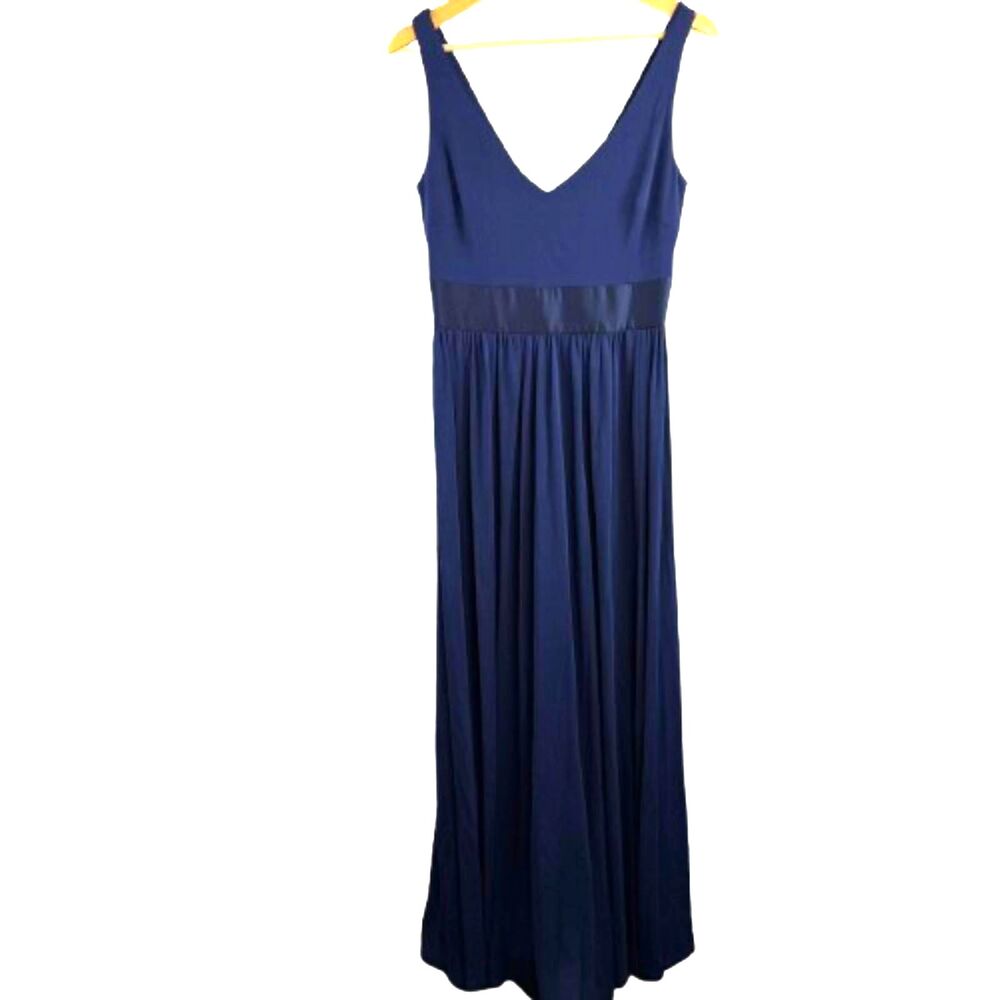 Vera Wang Navy Sleeveless Evening Gown Deep V-Neck Satin Waistband Size 6